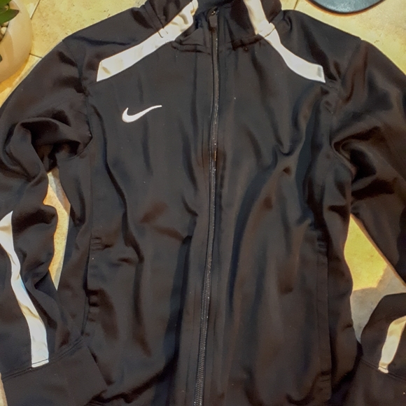 Nike zip up long sleeve - Picture 5 of 16